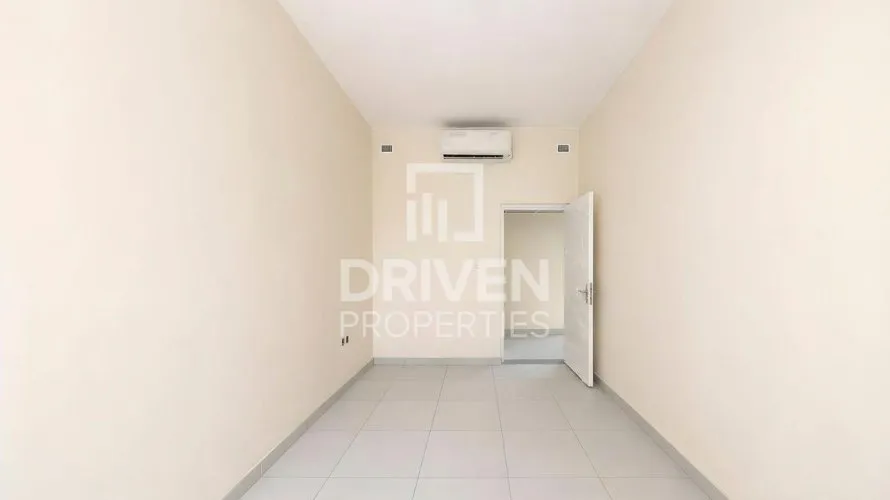 Общежитие для рабочих 3403.78м² в Джабаль-Али, Дубай, ОАЭ №4115 № 3