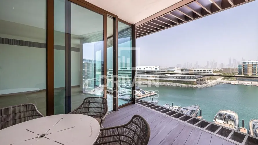 Квартира с 3 спальнями в Jumeirah Bay Island, Джумейра, Дубай, ОАЭ №4298