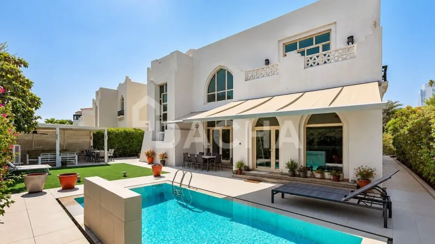 Вилла с 4 спальнями в Jumeirah Islands, Дубай, ОАЭ №4831 № 26