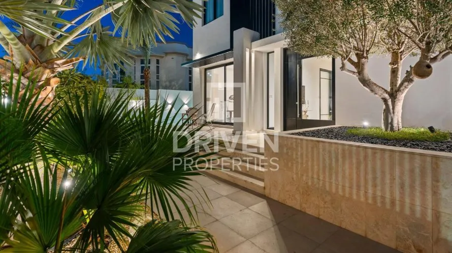 Вилла с 7 спальнями в Umm Al Sheif Villas, Умм-аль-Шеиф, Дубай, ОАЭ №4775