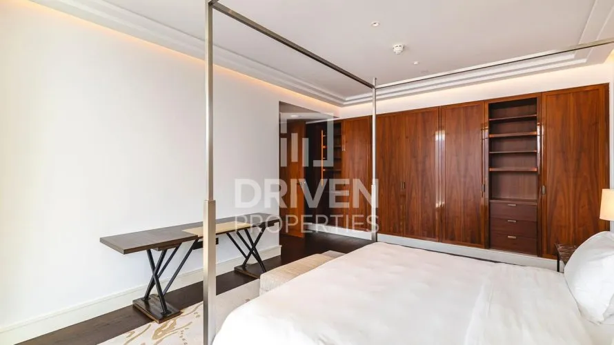 Квартира с 4 спальнями в Dorchester Collection Dubai, Бизнес-Бэй, Дубай, ОАЭ №4878 № 4