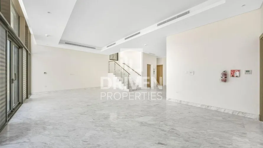Вилла с 4 спальнями в District One, Мохаммед Бин Рашид Сити, Дубай, ОАЭ №4520 № 3