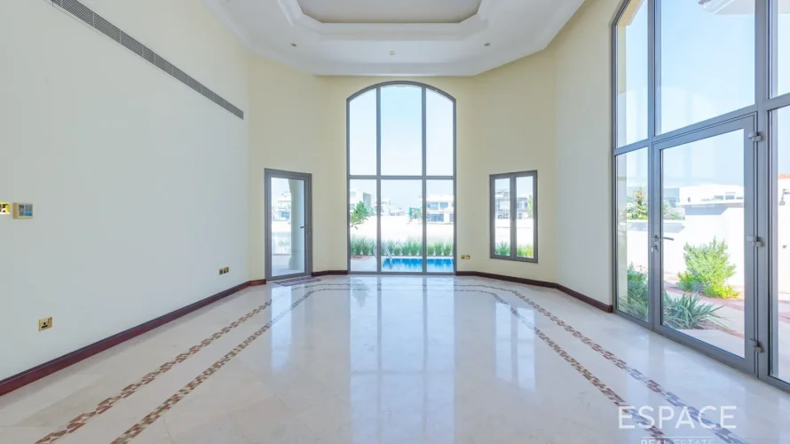 4 bedrooms villa for sale , Palm Jumeirah, Dubai, UAE No. 1483 № 2