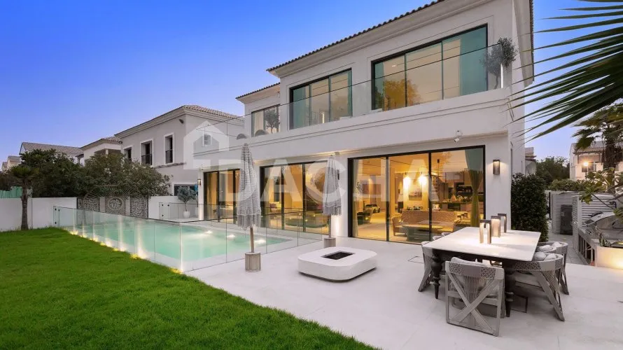 5 bedrooms villa for sale , Jumeirah Golf Estates, Dubai, UAE No. 2720 № 1
