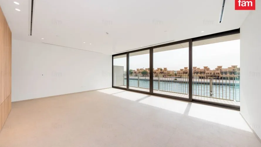 3 bedrooms apartment for sale , Dubai, UAE No. 1942 № 8