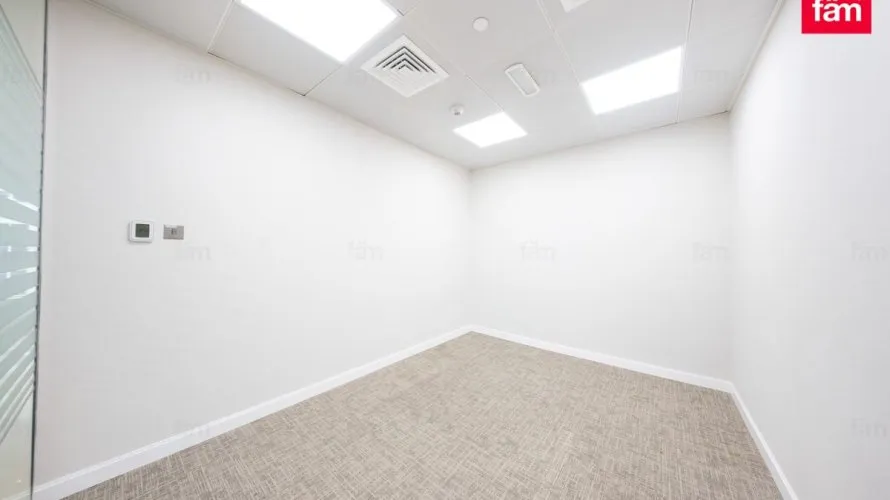 820.4m² office for sale, Dubai, UAE No. 2313 № 23