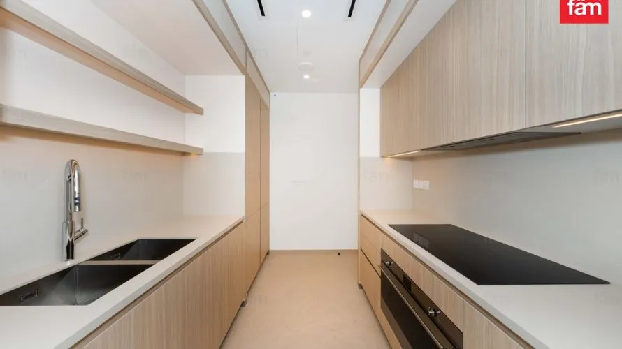 3 bedrooms apartment for sale , Dubai, UAE No. 1942 № 10