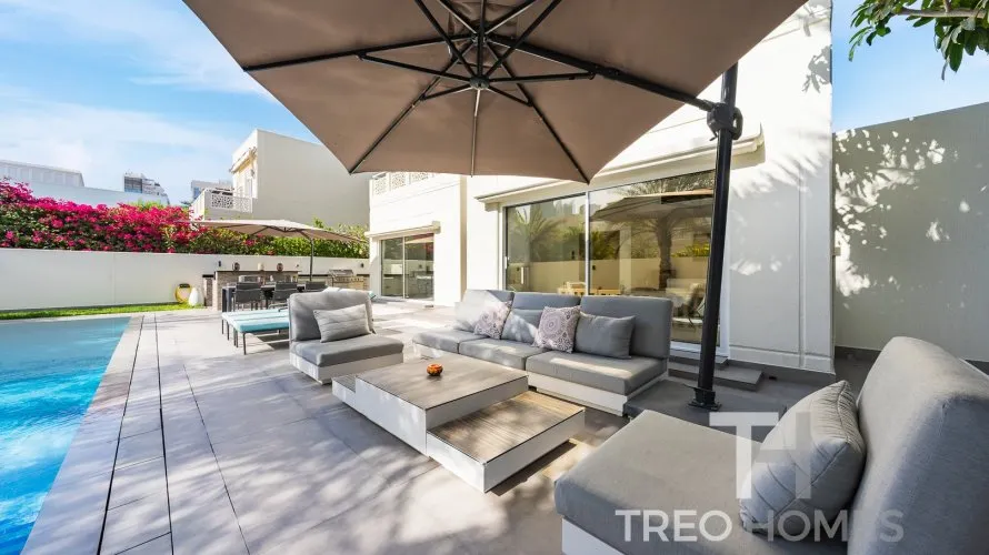 4 bedrooms villa for sale , Meadows, Dubai, UAE No. 549