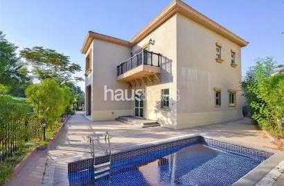 4 bedrooms villa for sale , Jumeirah Islands, Dubai, UAE No. 957