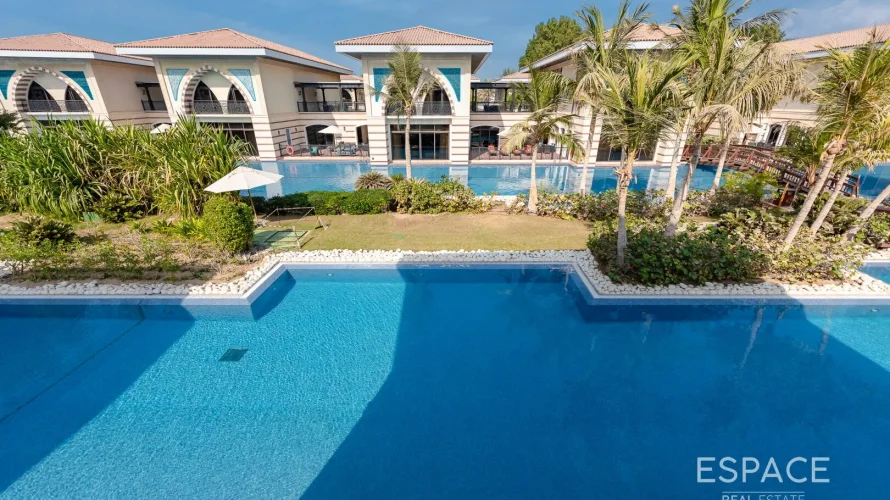 4 bedrooms villa for sale , Palm Jumeirah, Dubai, UAE No. 1277 № 17