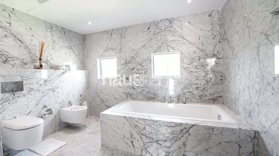 4 bedrooms villa for sale , Jumeirah Islands, Dubai, UAE No. 868 № 16