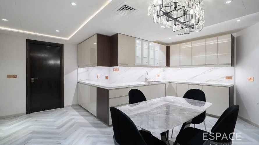 4 bedrooms apartment for sale , Dubai Marina, Dubai, UAE No. 2604 № 11