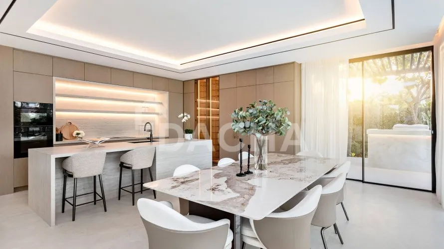 5 bedrooms villa for sale , Jumeirah Islands, Dubai, UAE No. 2719 № 8