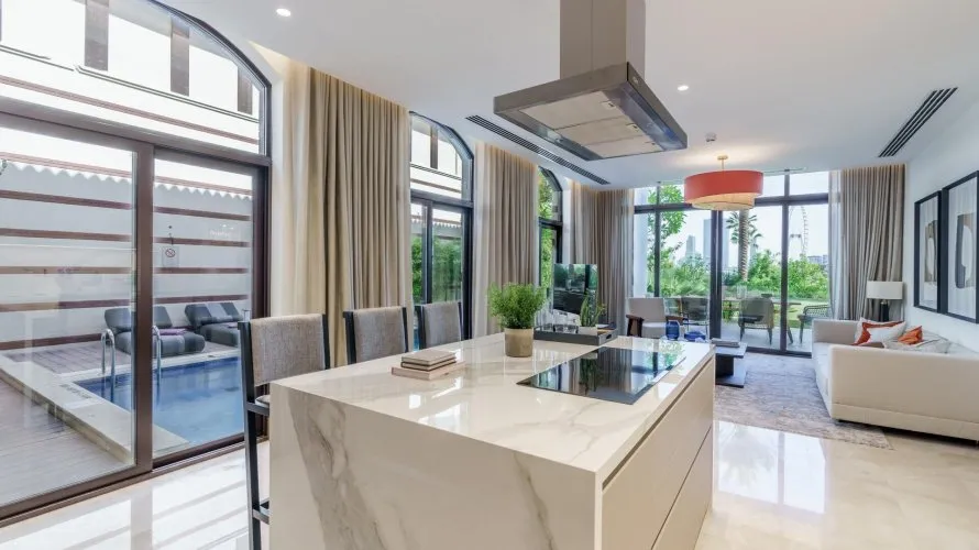 5 bedrooms villa for sale , Dubai, UAE No. 634 № 11