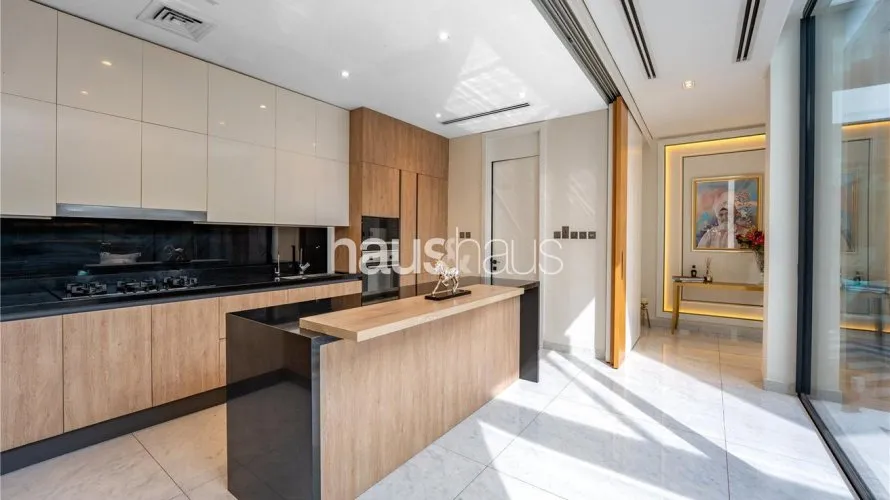 4 bedrooms villa for sale , Al Barari, Dubai, UAE No. 881