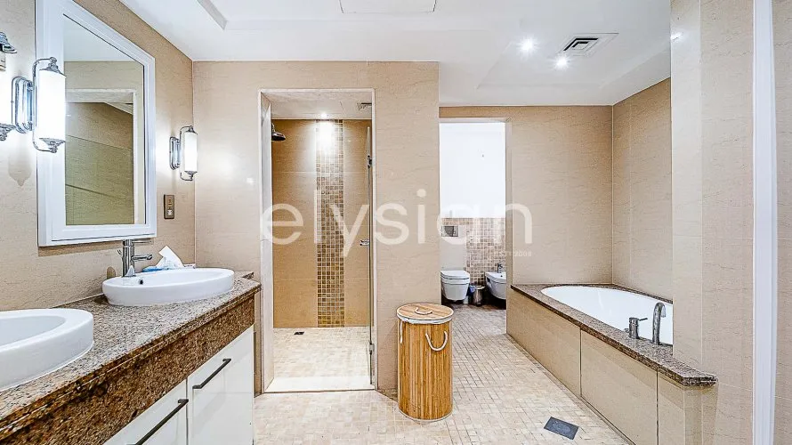 3 bedrooms villa for sale , Garden Homes, Palm Jumeirah, Dubai, UAE No. 709