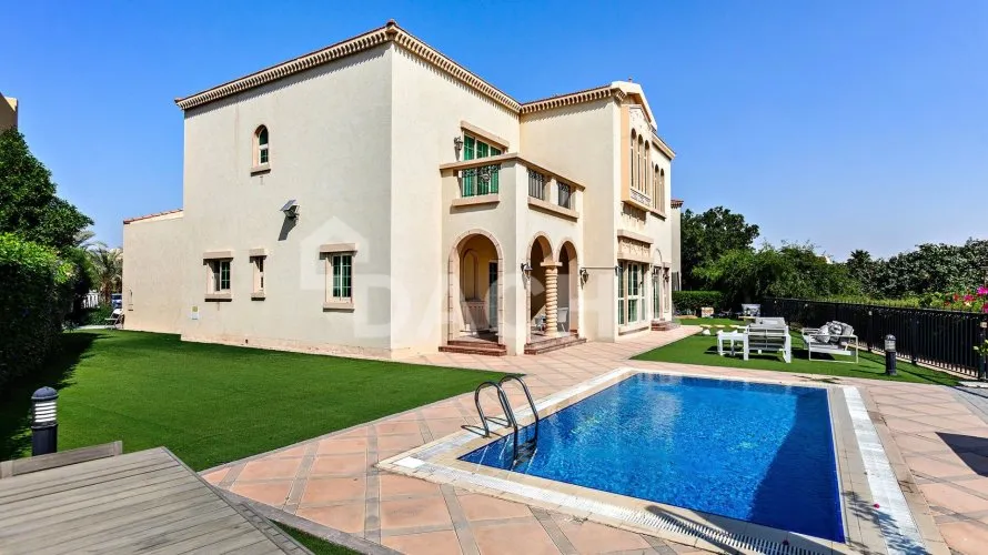 4 bedrooms villa for sale , Jumeirah Islands, Dubai, UAE No. 2694 № 12