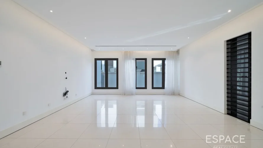 6 bedrooms villa for sale , Palm Jumeirah, Dubai, UAE No. 1800 № 3