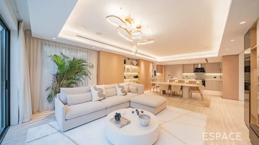 5 bedrooms villa for sale , Meadows 1, Meadows, Dubai, UAE No. 1802 № 3