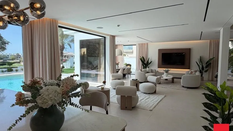 5 bedrooms villa for sale , Dubai, UAE No. 2168 № 1