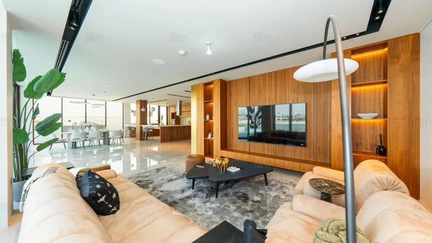 5 bedrooms villa for sale , Palm Jumeirah, Dubai, UAE No. 2164