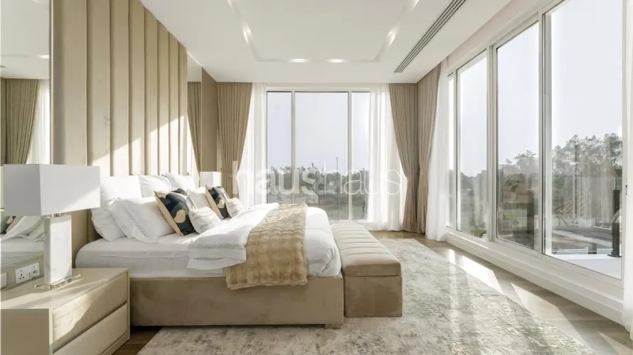 6 bedrooms villa for sale , Jumeirah Golf Estates, Dubai, UAE No. 861 № 4