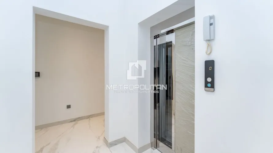 6 bedrooms villa for sale , Meydan, Dubai, UAE No. 1612 № 16