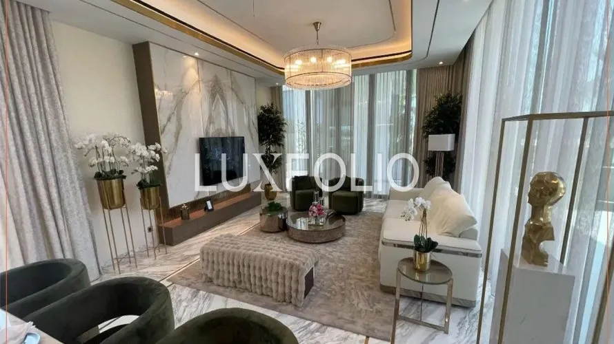 7 bedrooms villa for sale , DAMAC Hills (Akoya by DAMAC), Dubai, UAE No. 995 № 2