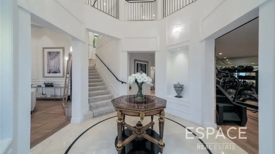 4 bedrooms villa for sale , Palm Jumeirah, Dubai, UAE No. 1300 № 3