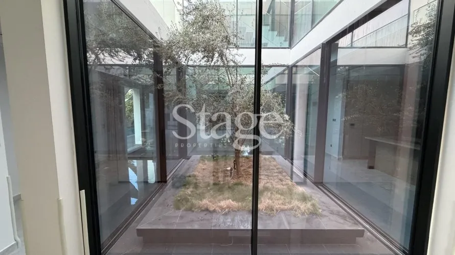 5 bedrooms villa for sale , Al Barari, Dubai, UAE No. 1535 № 3
