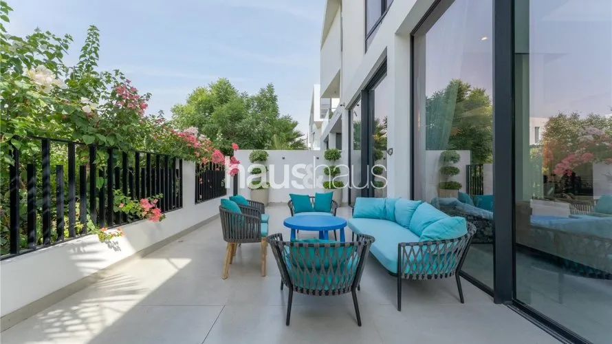 4 bedrooms villa for sale , Al Barari, Dubai, UAE No. 881 № 12