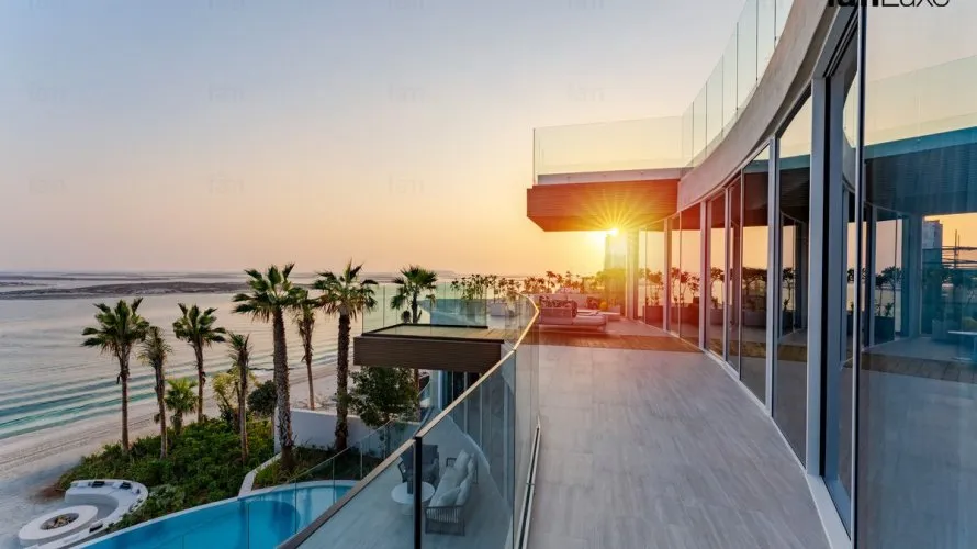 5 bedrooms villa for sale , The World Islands, Dubai, UAE No. 1184 № 12