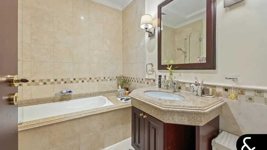 6 bedrooms villa for sale , Signature Villas, Palm Jumeirah, Dubai, UAE No. 1692 № 10