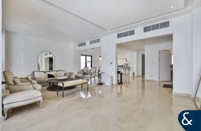 5 bedrooms villa for sale , Meadows 1, Meadows, Dubai, UAE No. 2625