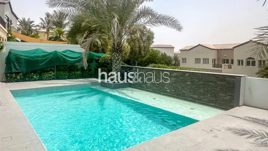 4 bedrooms villa for sale , Jumeirah Golf Estates, Dubai, UAE No. 975 № 15