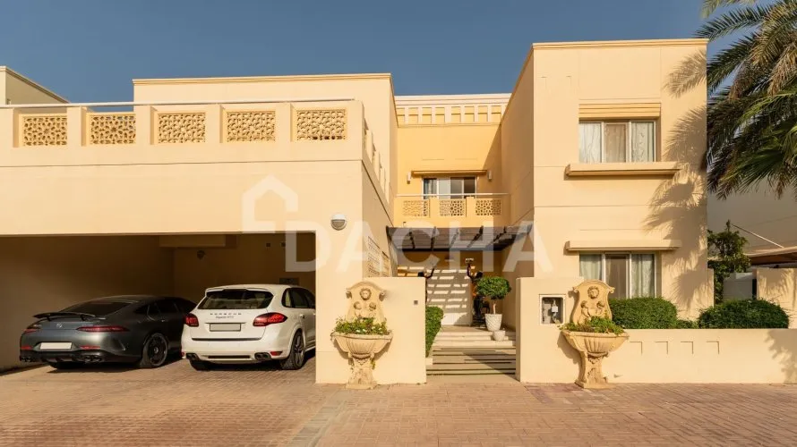 5 bedrooms villa for sale , Meadows, Dubai, UAE No. 2707 № 12