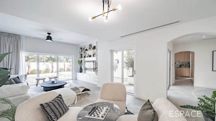 4 bedrooms villa for sale , Meadows, Dubai, UAE No. 1484