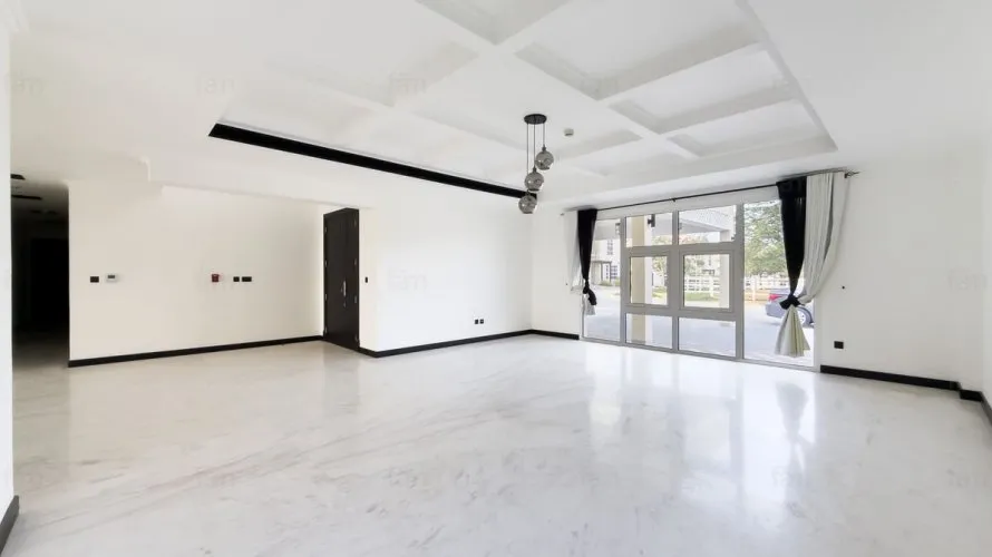 6 bedrooms villa for sale , Dubai, UAE No. 1925 № 12