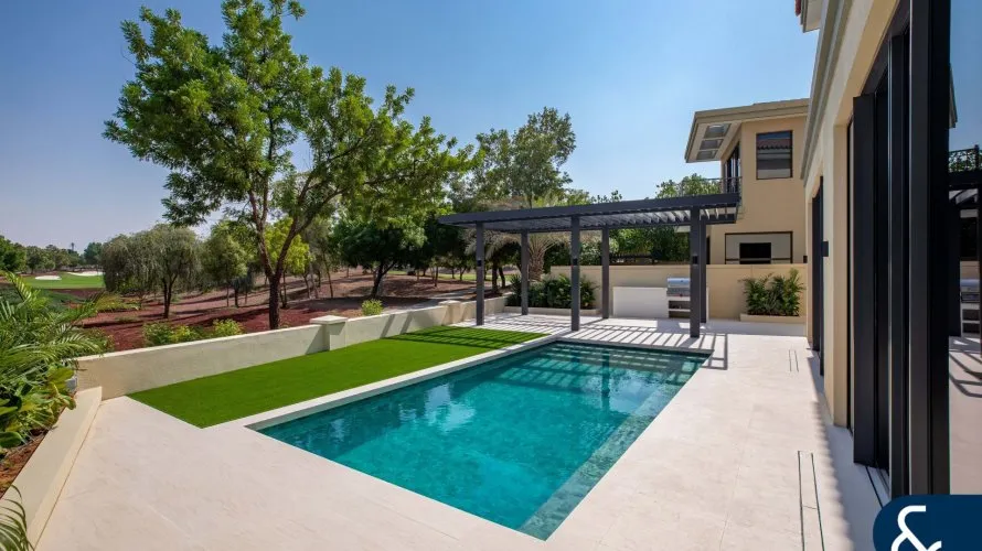 5 bedrooms villa for sale , Jumeirah Golf Estates, Dubai, UAE No. 2285 № 3