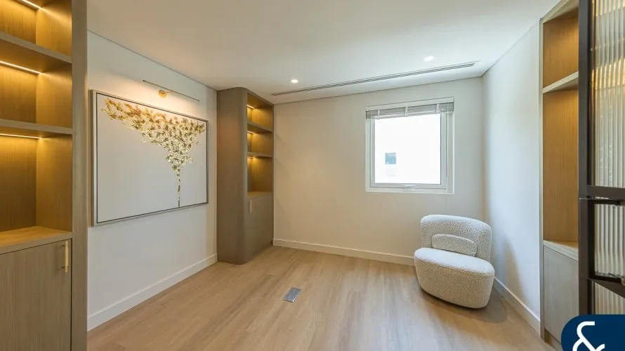 5 bedrooms villa for sale , Victory Heights, Dubai Sports City, Dubai, UAE No. 2283 № 14