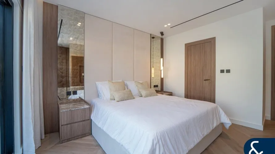 4 bedrooms villa for sale , Meadows, Dubai, UAE No. 1984 № 20