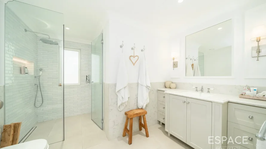 4 bedrooms villa for sale , The Lakes, Dubai, UAE No. 1257 № 7