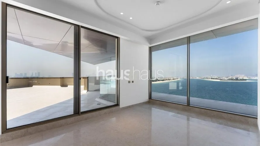 4 bedrooms penthouse for sale, Palm Jumeirah, Dubai, UAE No. 899 № 2