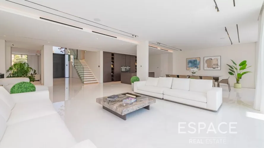 5 bedrooms villa for sale , Palm Jumeirah, Dubai, UAE No. 1305 № 2