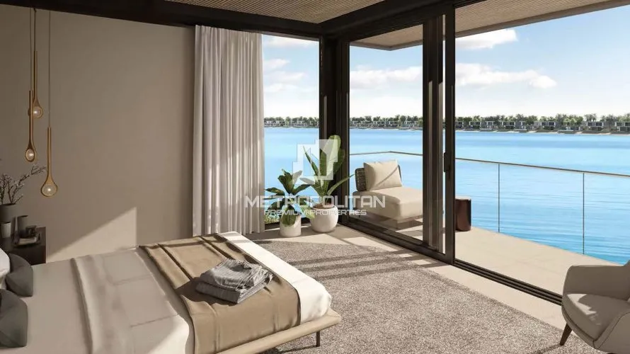 6 bedrooms villa for sale, Palm Jumeirah, Dubai, UAE No. 454 № 3