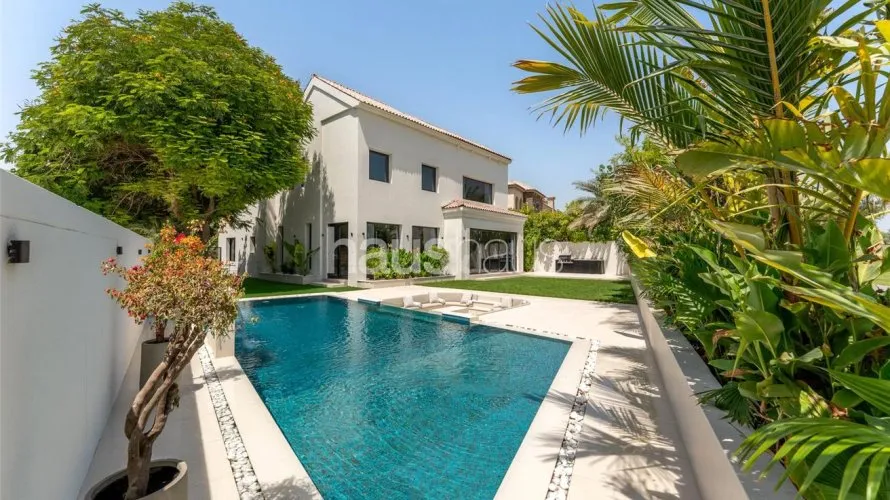 5 bedrooms villa for sale , Jumeirah Golf Estates, Dubai, UAE No. 946 № 23