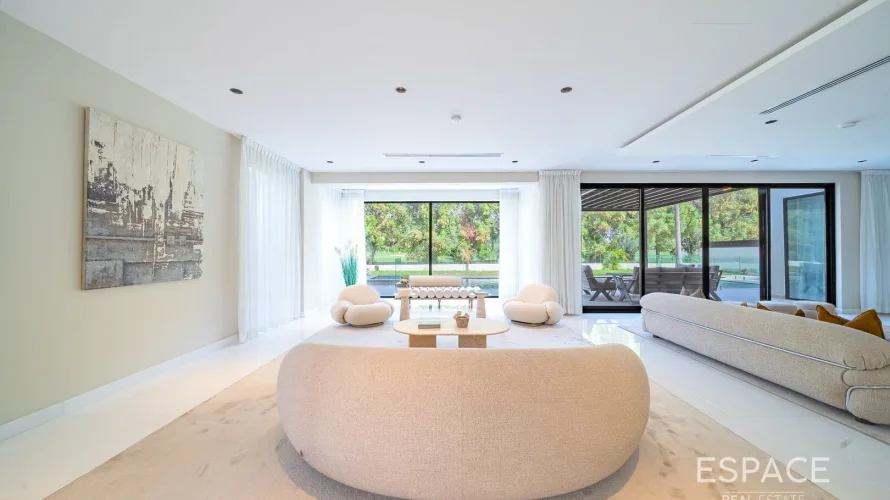 6 bedrooms villa for sale , The Lakes, Dubai, UAE No. 1285 № 6