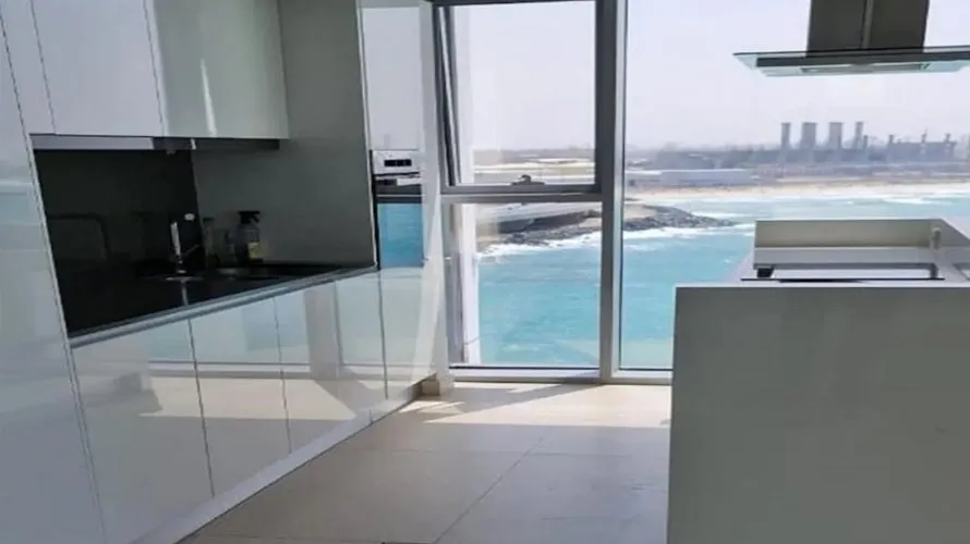 4 bedrooms apartment for sale , Dubai, UAE No. 401