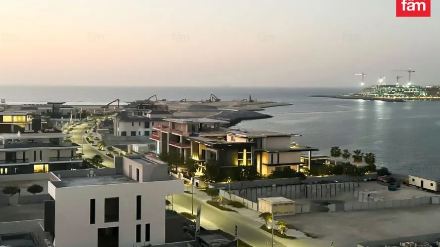 700m² land for sale , Dubai, UAE No. 2252 № 1