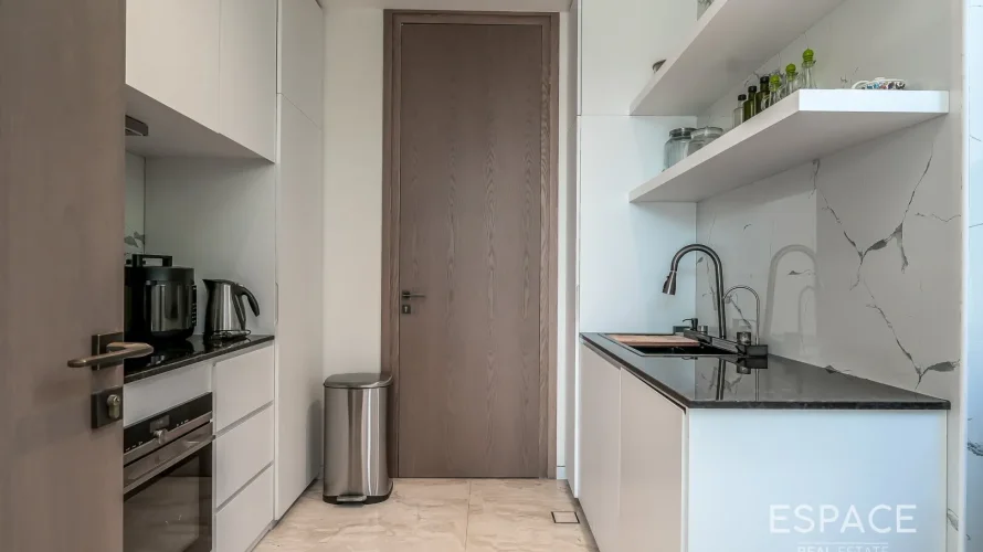 6 bedrooms villa for sale , Palm Jumeirah, Dubai, UAE No. 1496 № 14